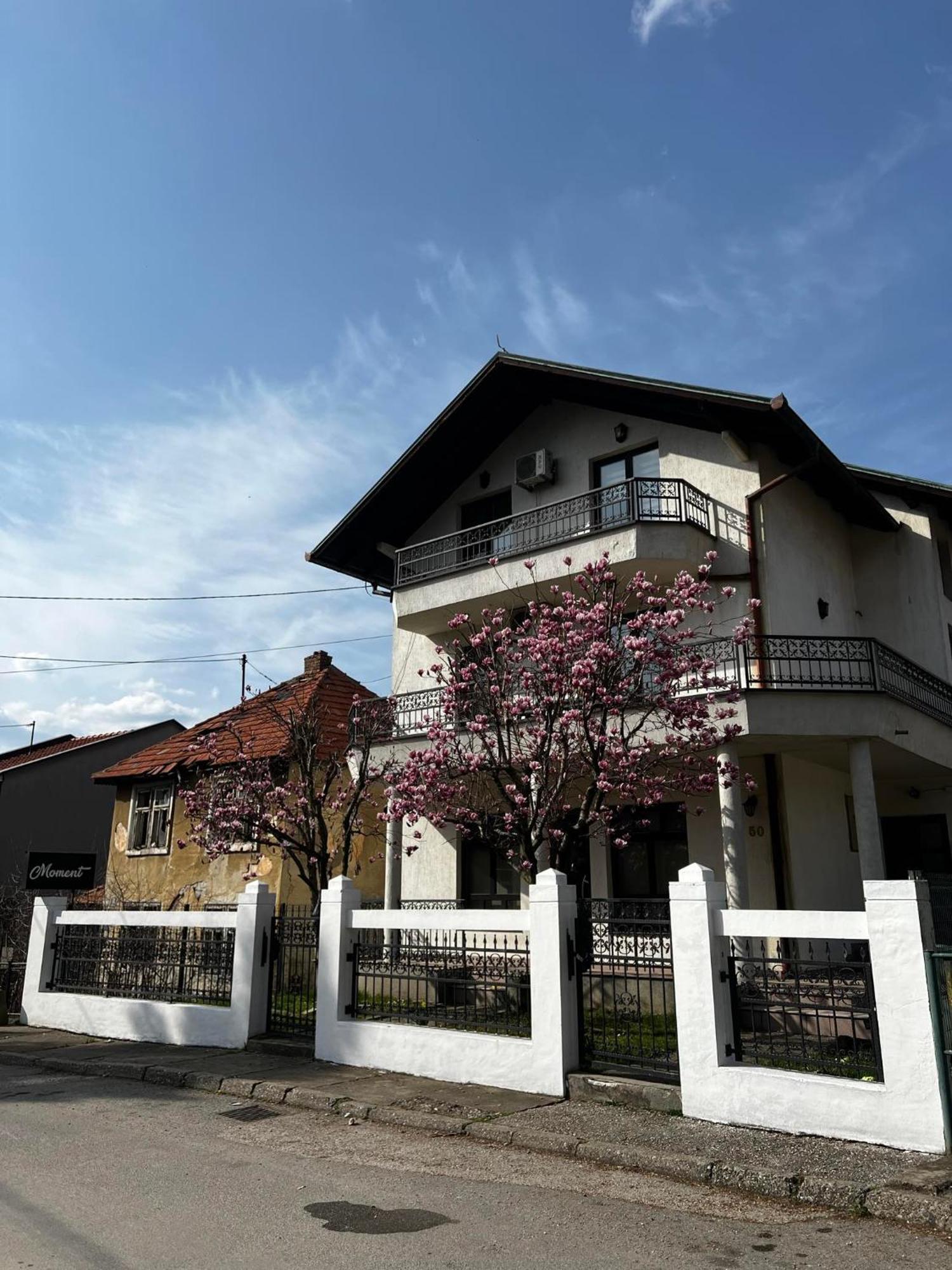 Hostel Tuzla Exterior foto