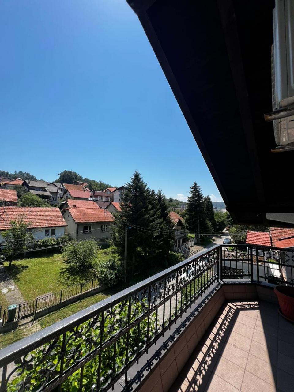 Hostel Tuzla Exterior foto