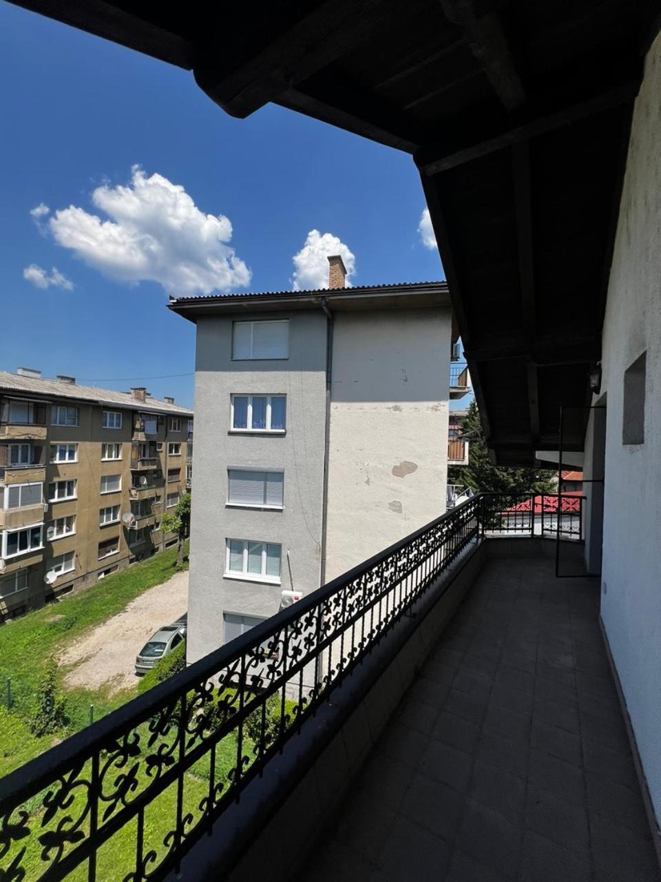 Hostel Tuzla Exterior foto